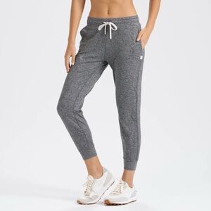 Vuori Women’s Performance Jogger Heather Grey XS